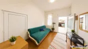 Corp de casa cu 2 imobile, intrari separate, pod si beci gen 