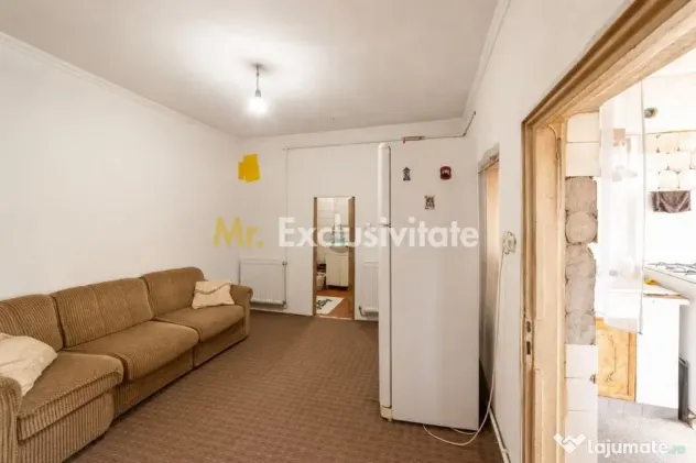 Casa cu potential/ zona Sf Vineri/ 126 mp teren/ Regim ur...