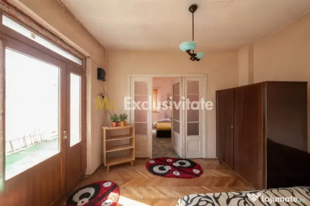Casa cu potential/ zona Sf Vineri/ 126 mp teren/ Regim ur...
