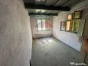 Casă / Vilă cu 3 camere de vânzare 