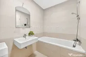 Studio modern | Kasper Coresi | Parcare & boxă 