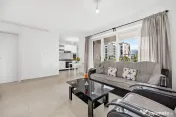Studio modern | Kasper Coresi | Parcare & boxă 