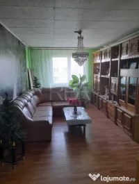 3 camere, 2 băi, etaj 8/8, Str. Luică – Grand Arena