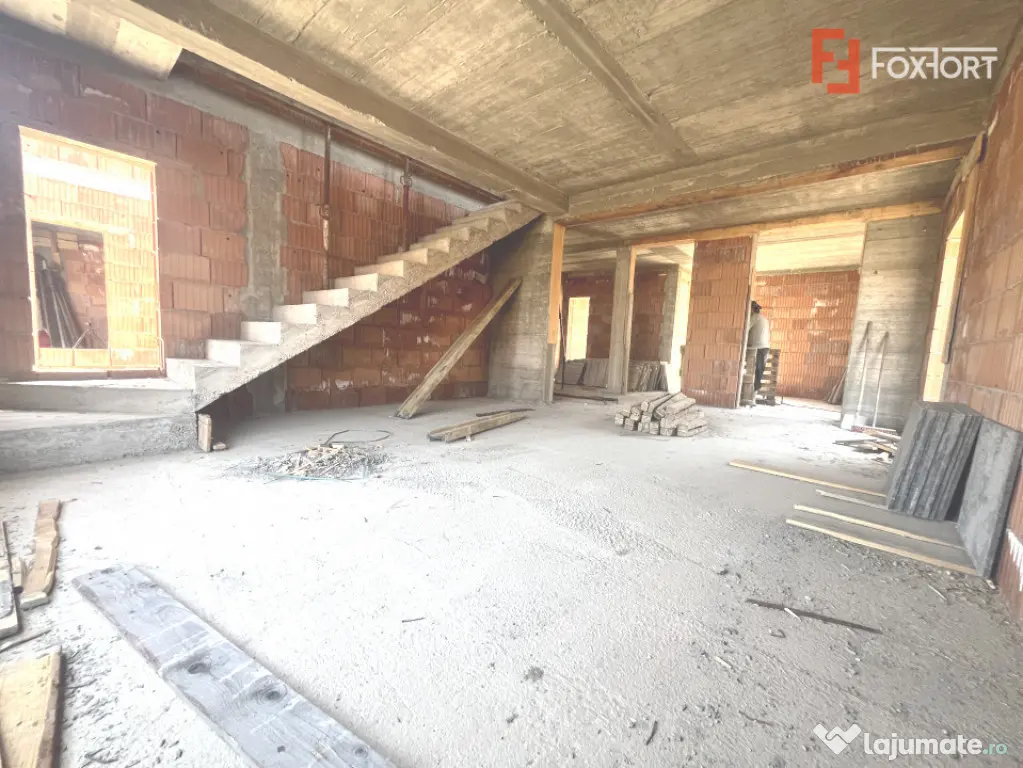 COMISION 0 % MOSNITA NOUA Duplex la vanzare etaj cu 4 camere