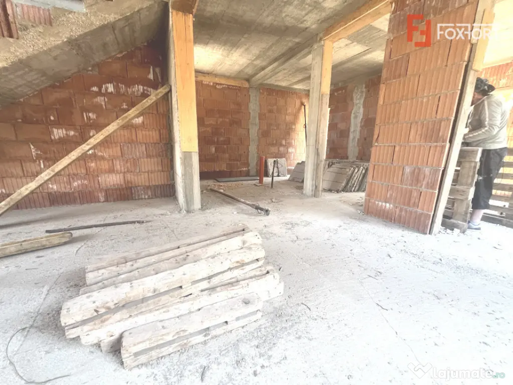 COMISION 0 % MOSNITA NOUA Duplex la vanzare etaj cu 4 camere