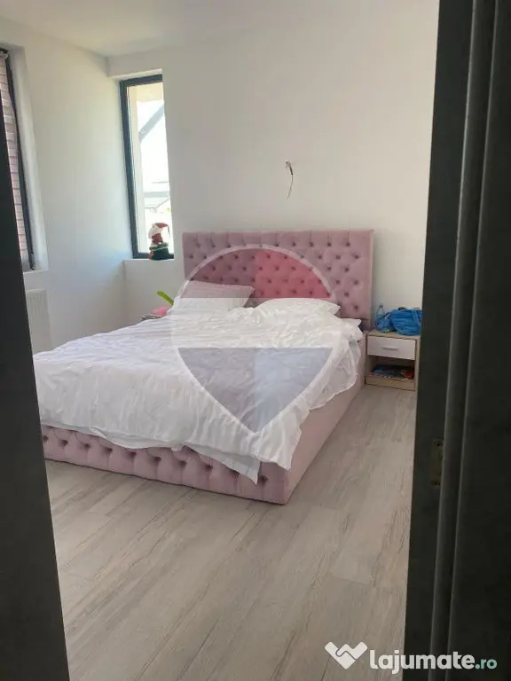 Casă de închiriat – Comuna Berceni, Str. Miorița | 4...