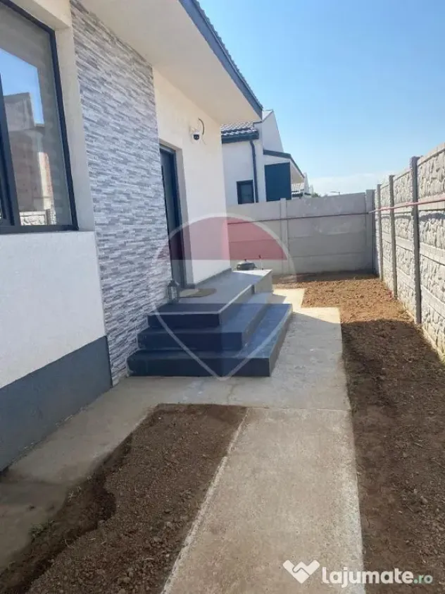 Casă de închiriat – Comuna Berceni, Str. Miorița | 4...