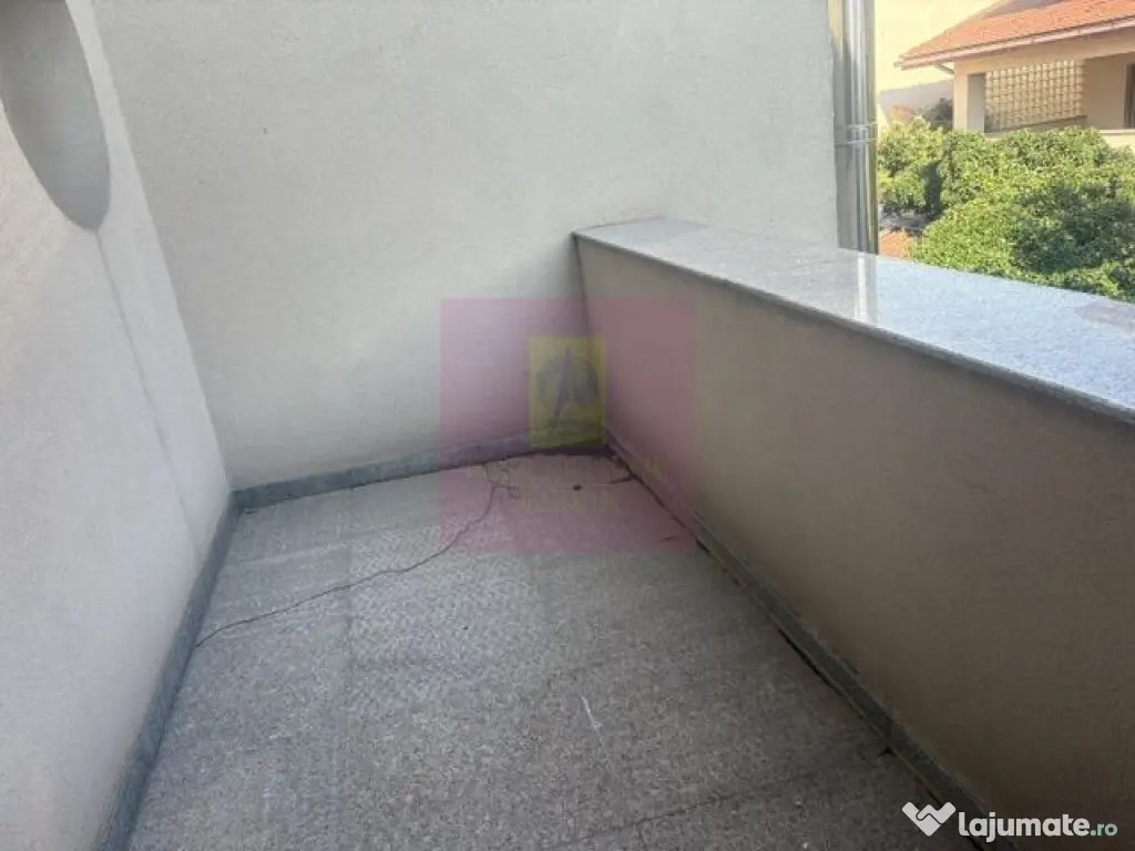Vila D+P+1+M cu teren 446 mp Drumul Sarii.