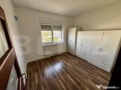 Apartament 4 camere, 100 mp, 3 dormitoare, 2 băi, 2 parcăr 