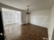 Apartament 4 camere, 100 mp, 3 dormitoare, 2 băi, 2 parcăr 