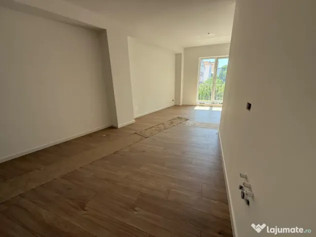 Apartament 3 camere, 57 mp, Centru