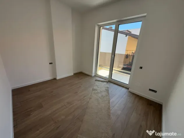 Apartament 3 camere, 57 mp, Centru