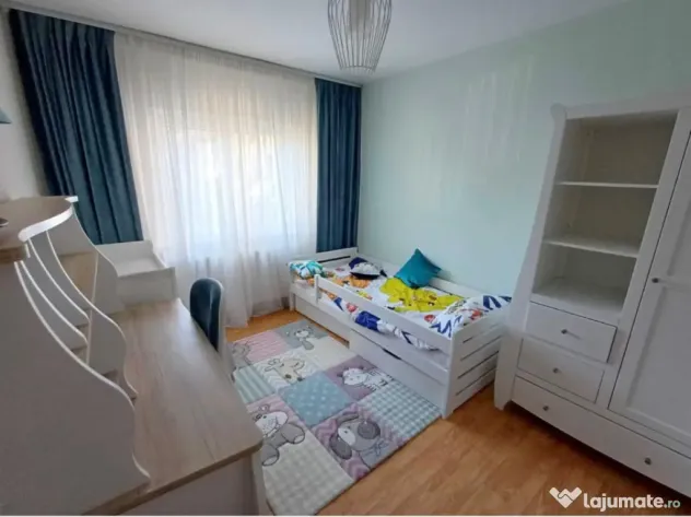Închiriere apartament 3 camere, parcare, zona Marasti , Clu