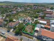 Teren de casă cu toate utilitățile în Buziaș 