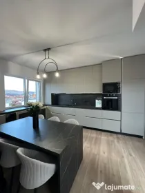 Apartament 2 camere , 59 mp ,Zona Eroilor ,Floresti