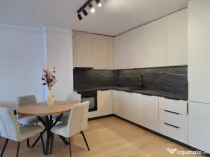 Apartament 2 camere 45mp+balcon 11 mp zona Eroilor
