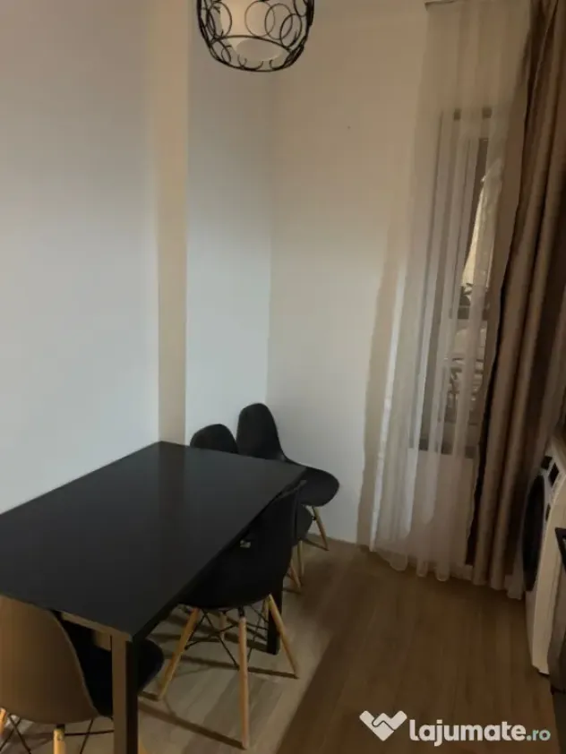 Apartament 2 camere, 60 mp , Zona Teilor , Floresti