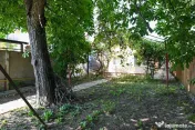 Casă din cărămidă de vanzare | 444 MP teren | Pleasa,... 