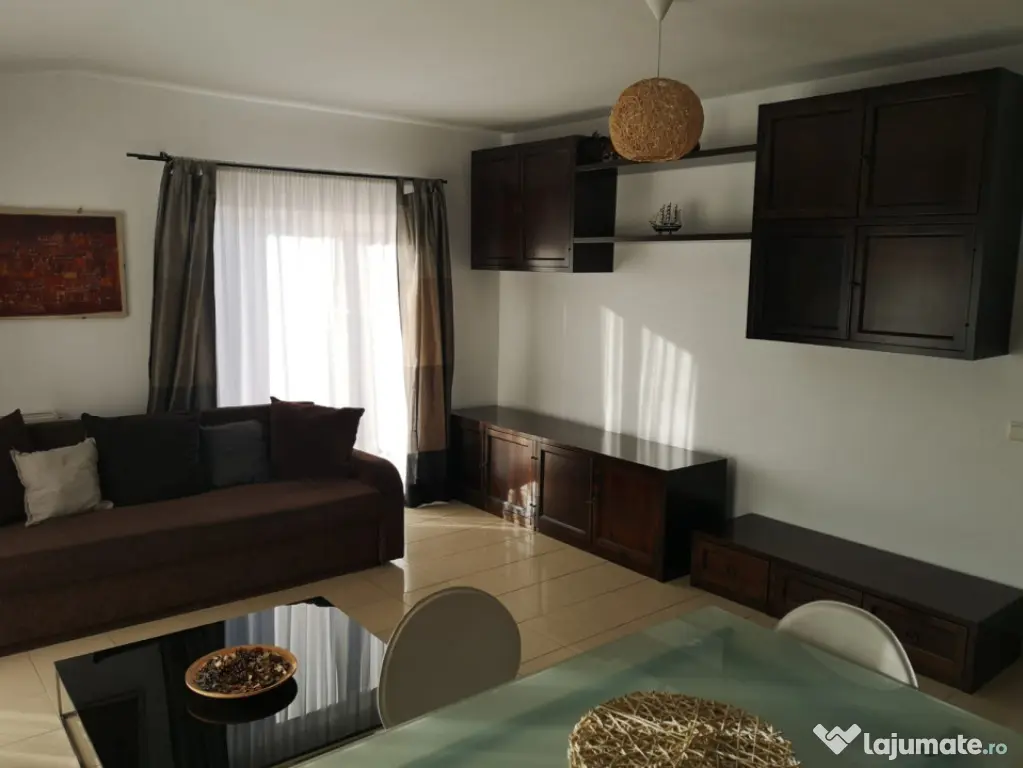 Apartament 2 camere, 3 balcoane + parcare, Eroilor - Ocupabi