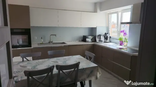 Apartament 3 camere, 80 MP, Zona Marasti, Cluj