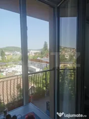 Apartament 3 camere, 75 mp, 2 balcoane 