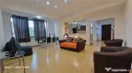 Apartament generos cu 2 camere #238;n vil#259; (5 min distan