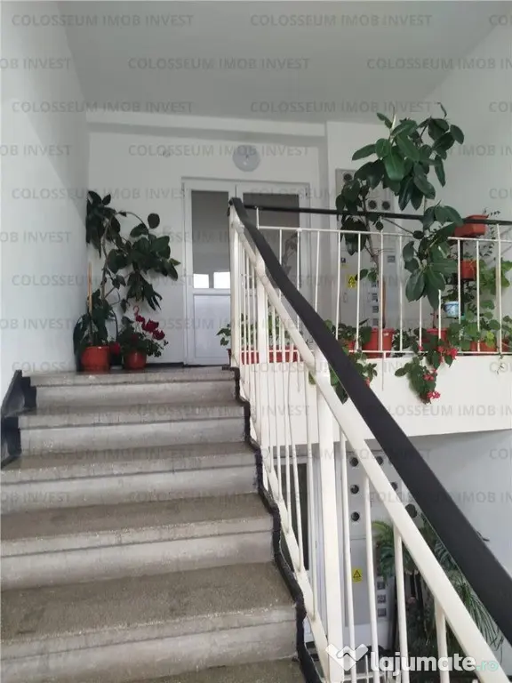 COLOSSEUM: Apartament 2 Camere decomandat renovat Piata Tractorul