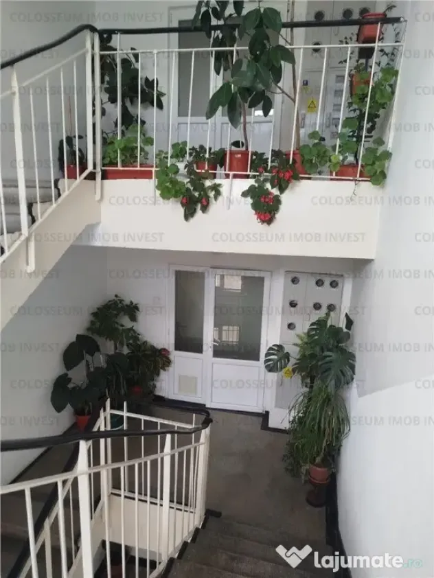 COLOSSEUM: Apartament 2 Camere decomandat renovat Piata Tractorul