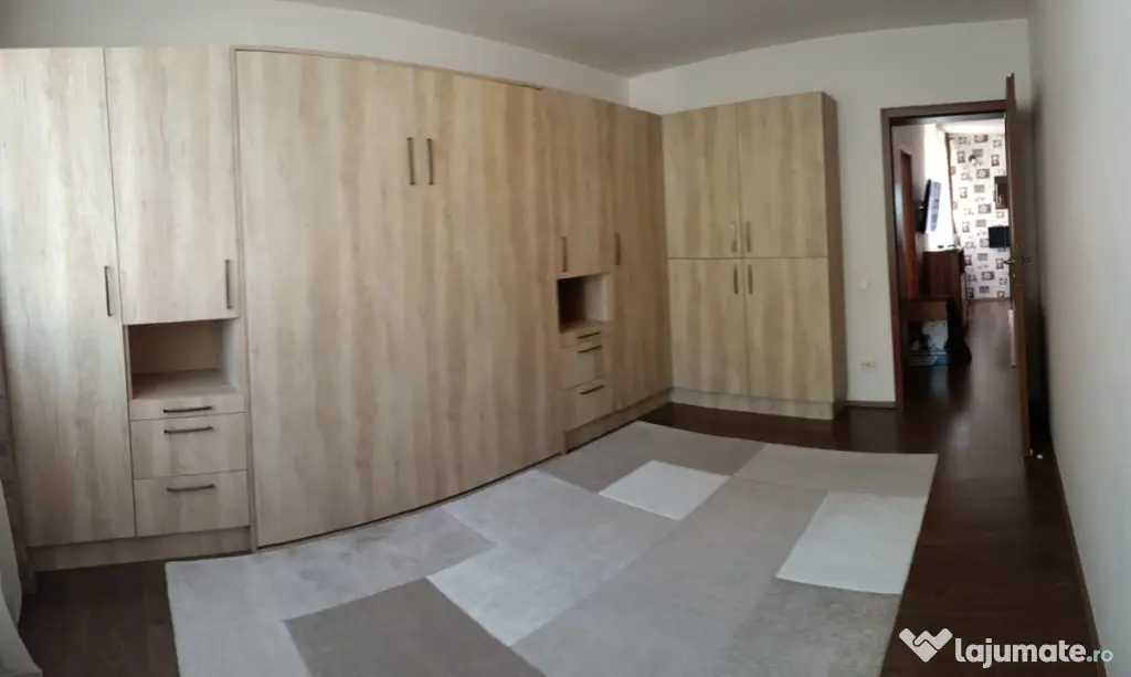 Apartament 3 camere 68 mp | balcon 4 mp | zona Tineretului |
