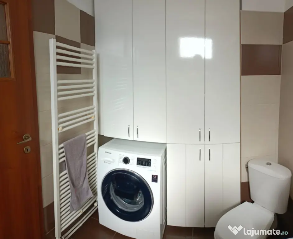 Apartament 3 camere 68 mp | balcon 4 mp | zona Tineretului |