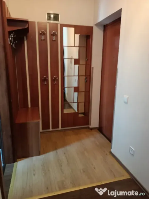Apartament 3 camere 68 mp | balcon 4 mp | zona Tineretului |