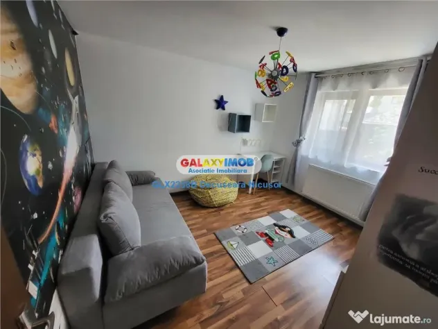 Casa, Str. Rachitei , 4 dormitoare si 1 living, 700 euro