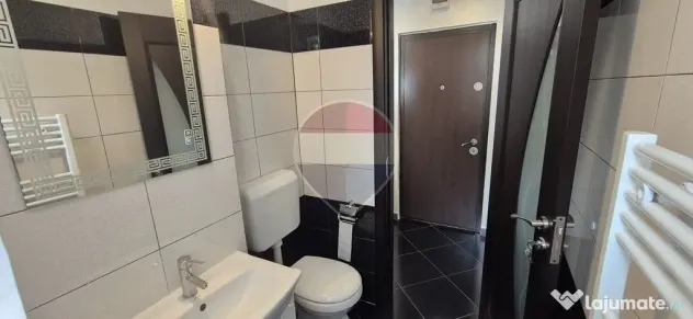 Garsonieră modernă | Centrală Piatra-Neamț | Mobilat?...