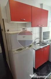 Garsonieră modernă | Centrală Piatra-Neamț | Mobilat?...