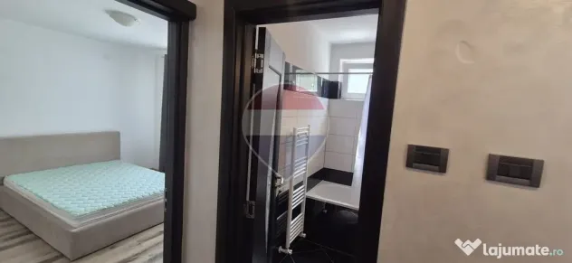 Garsonieră modernă | Centrală Piatra-Neamț | Mobilat?...