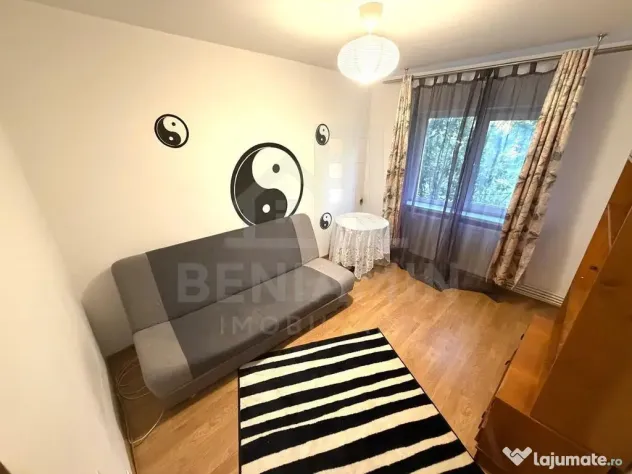 3 camere decomandat cu 2 bai Rovine etajul 3 centrala ter...