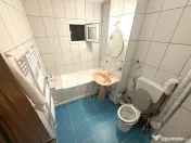 3 camere decomandat cu 2 bai Rovine etajul 3 centrala ter... 