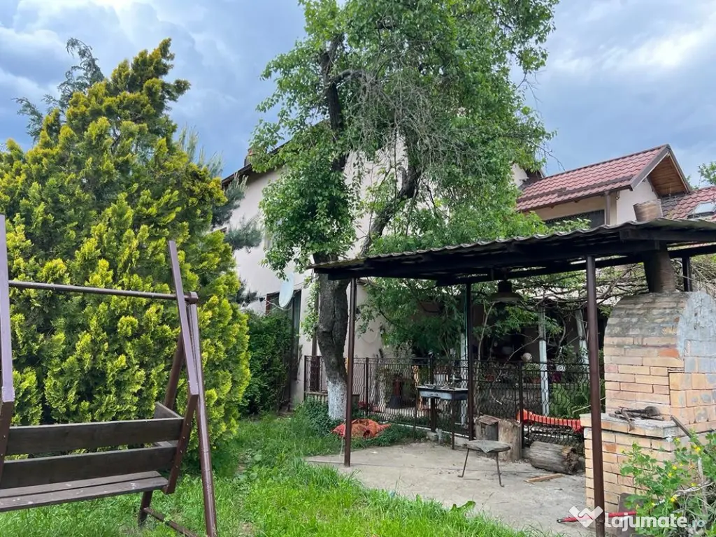 Casă P+E, 6 camere + teren 3.374 mp, Vulcana-Pandele