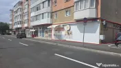 Spațiu comercial de închiriat Brașov Tractorul str. Co...