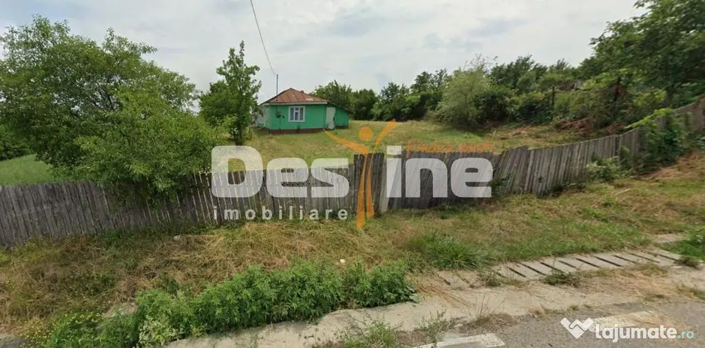 TEREN + casa batraneasca - PROSELNICI, 1075 MP , 59.900 € - Proselnici (Iasi)