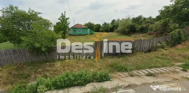 TEREN + casa batraneasca - PROSELNICI, 1075 MP , 59.900 € - Proselnici (Iasi)
