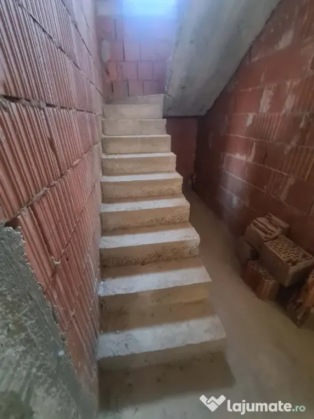 CASĂ DE VÂNZARE Cartierul Nou, Calea Clujului, Oradea
