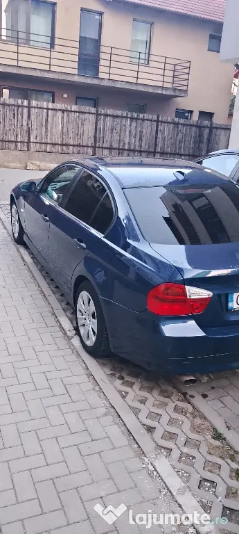 BMW E 90 320i