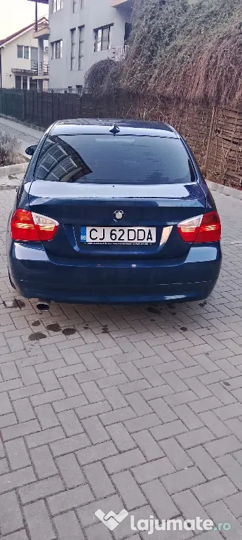 BMW E 90 320i