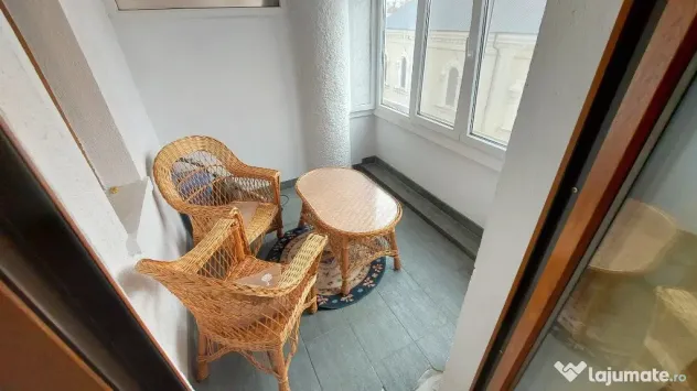 Apartament 3 camere , CENTRAL - ,INDEPENDENTEI UMF