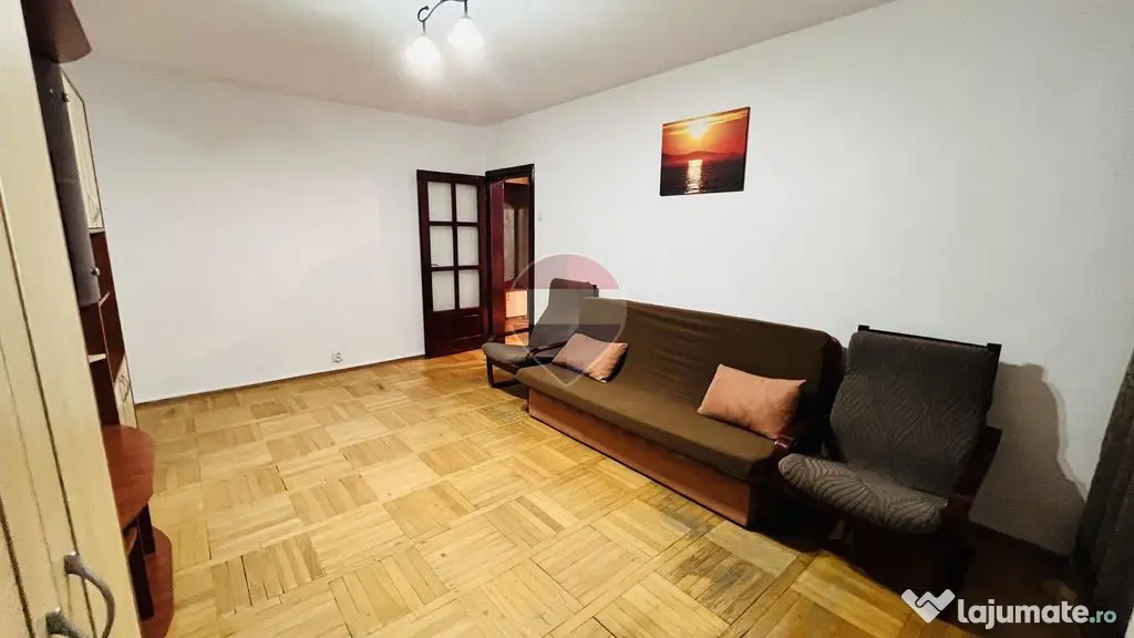 Apartament cu 2 camere de vânzare în zona Rogerius