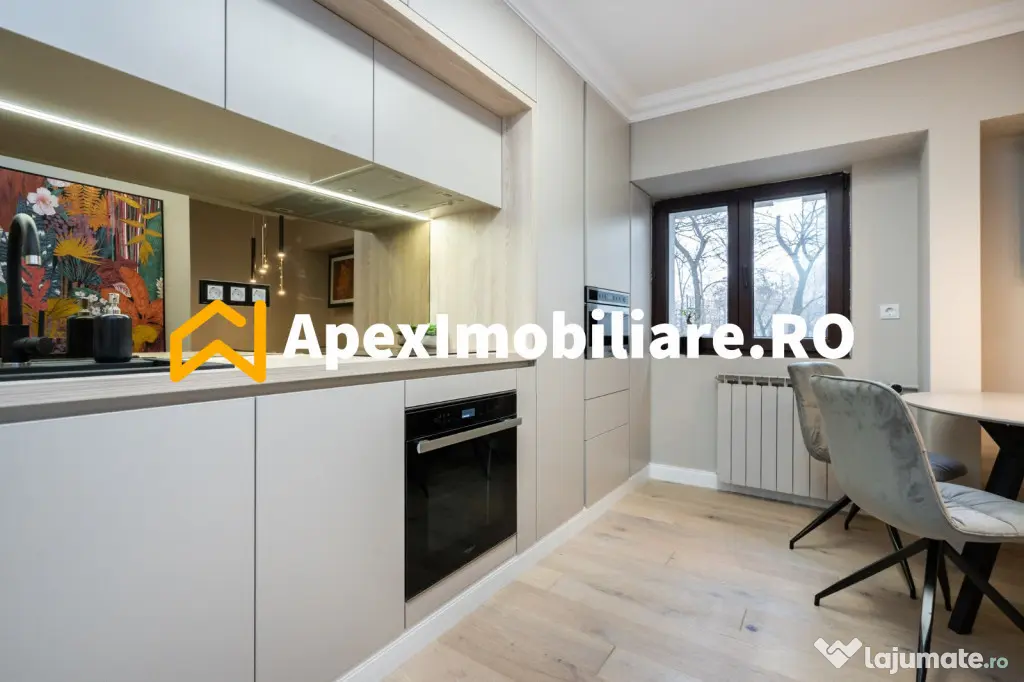 Apartament 4 camere de inchiriat P-ta Victoriei București |