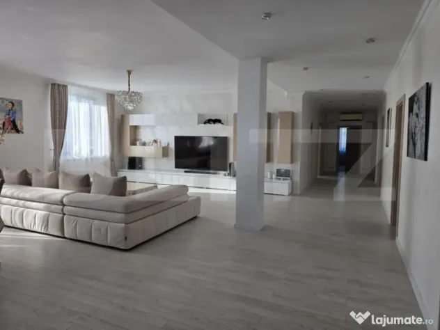 Casă de vânzare în stil mediteranean in Șendreni