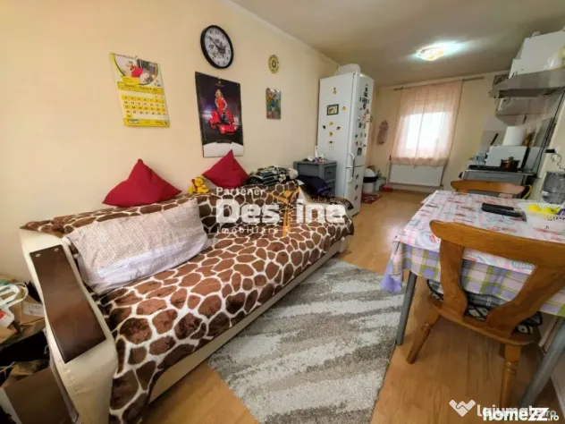 Apartament 2 camere 68 mp + 300mp curte, terasă și beci...