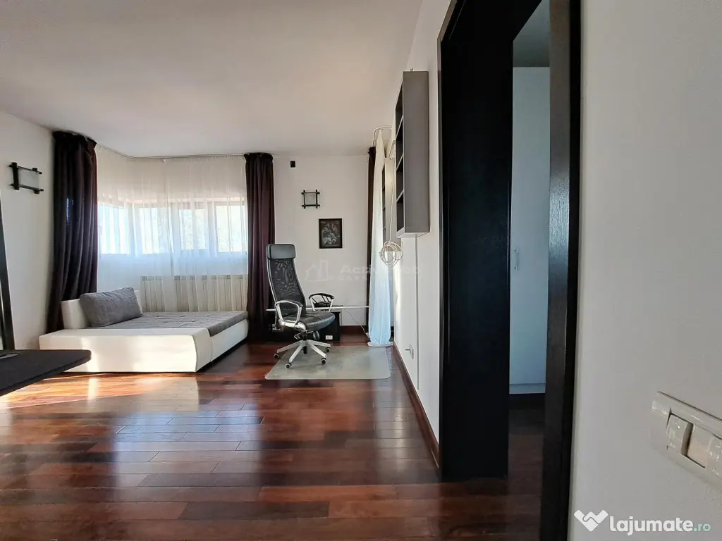 Vila cu piscina - Buftea - 8 camere - 4 bai - 620mp - 2500mp